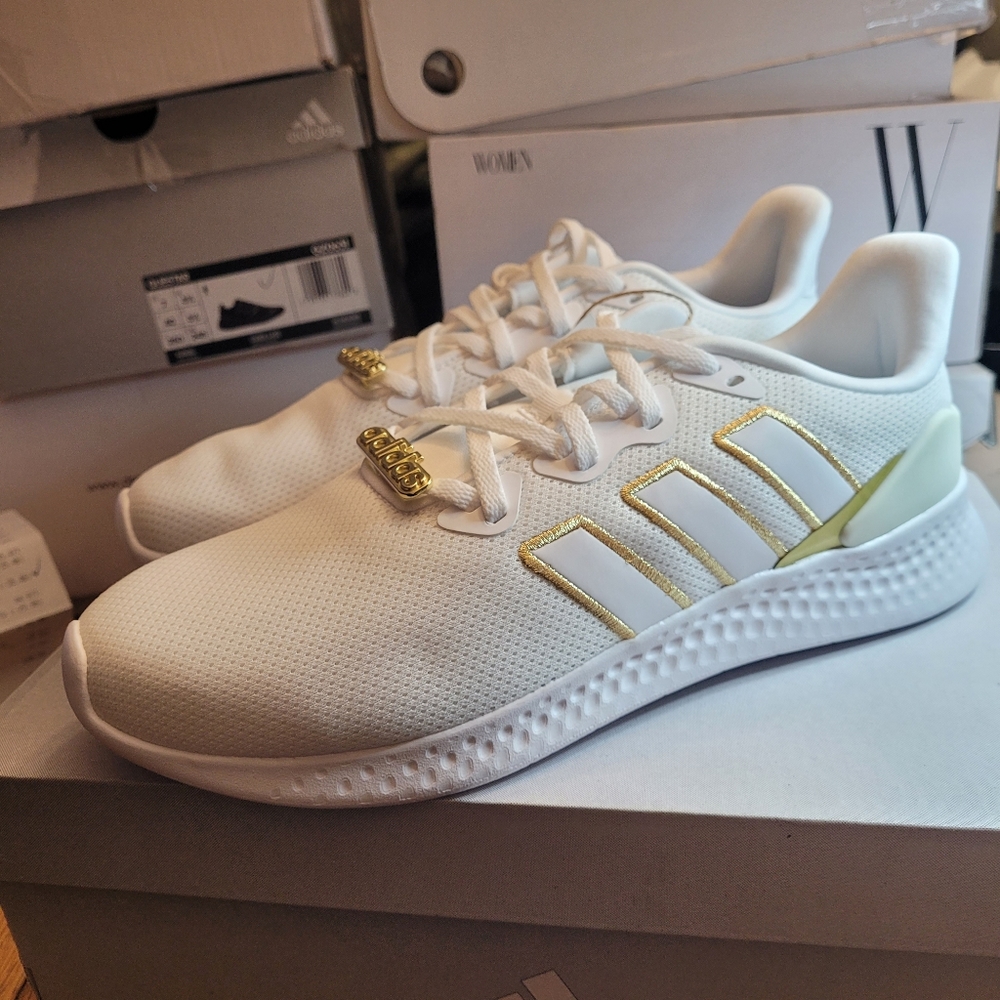 Ladies Adidas Sneaker